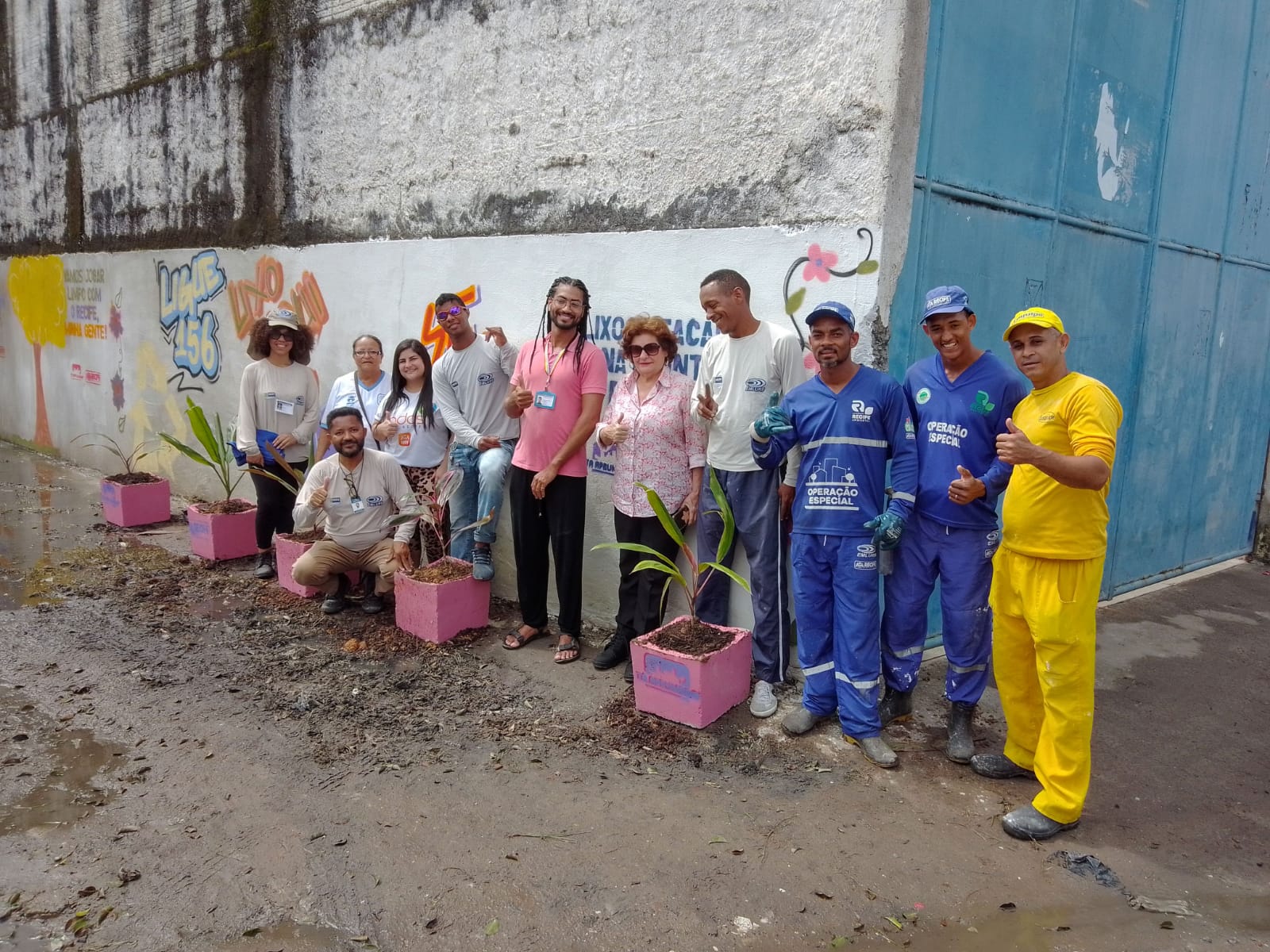 Emlurb realiza sensibilização em Rua Estela Borges