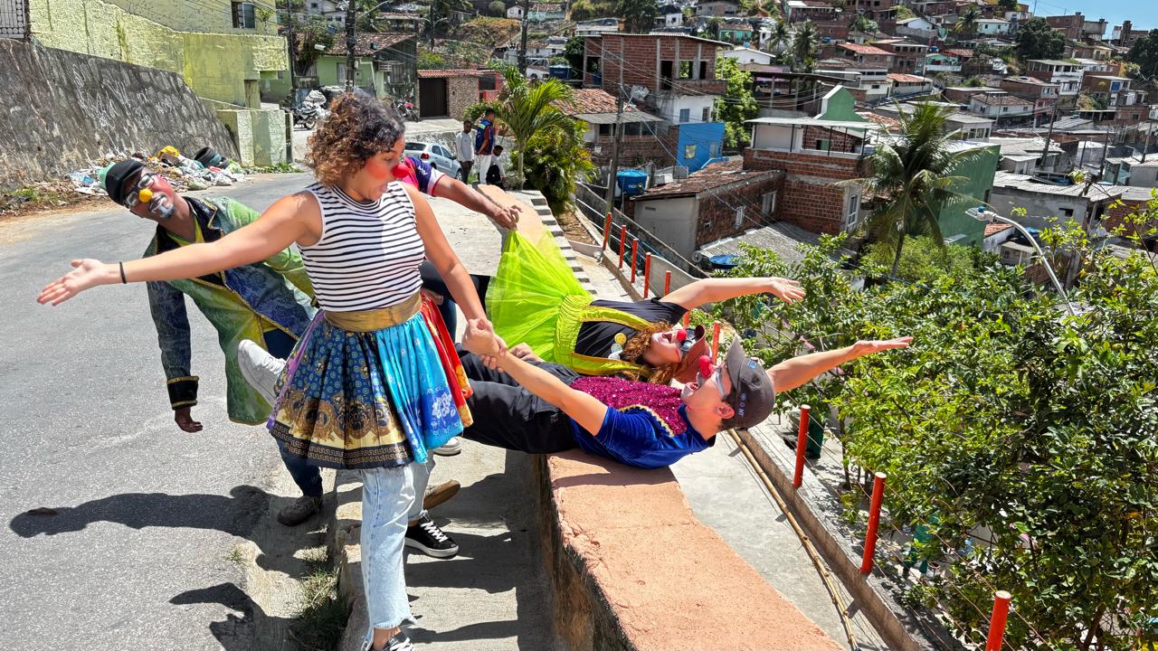 UNSA realiza ação do porta a porta em Nova Descoberta junto com SEIURB