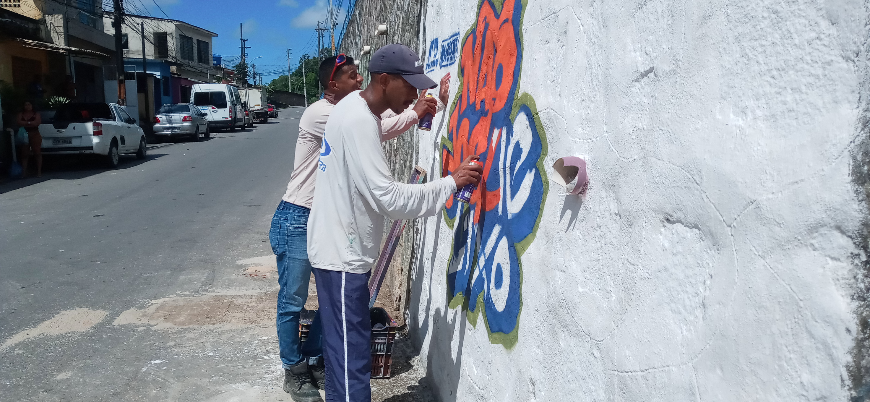 Emlurb realiza sensibilização na Rua Erundina Negreiro de Araújo, 72 e 89