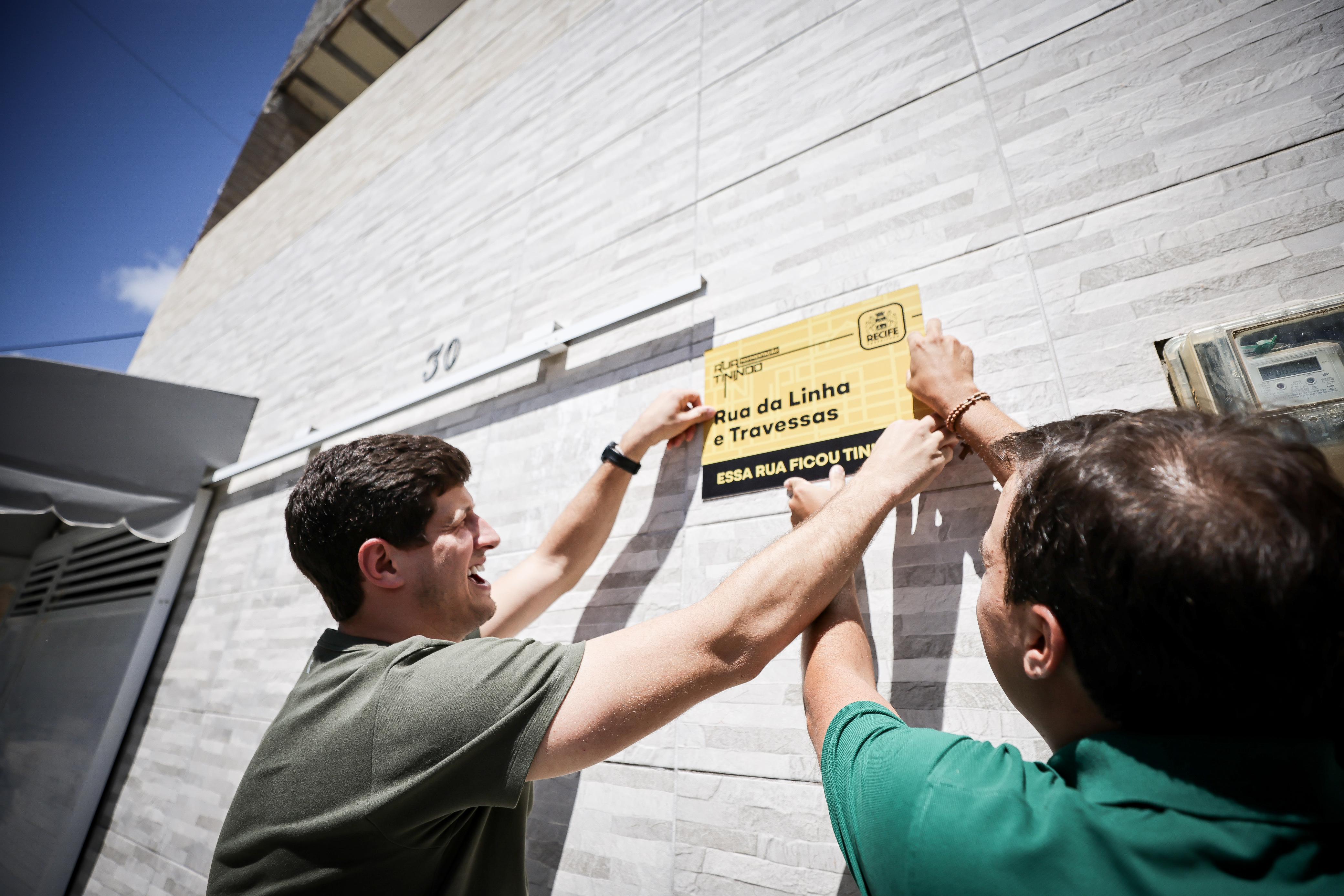 Prefeitura do Recife entrega mais duas vias beneficiadas pelo Programa Rua Tinindo