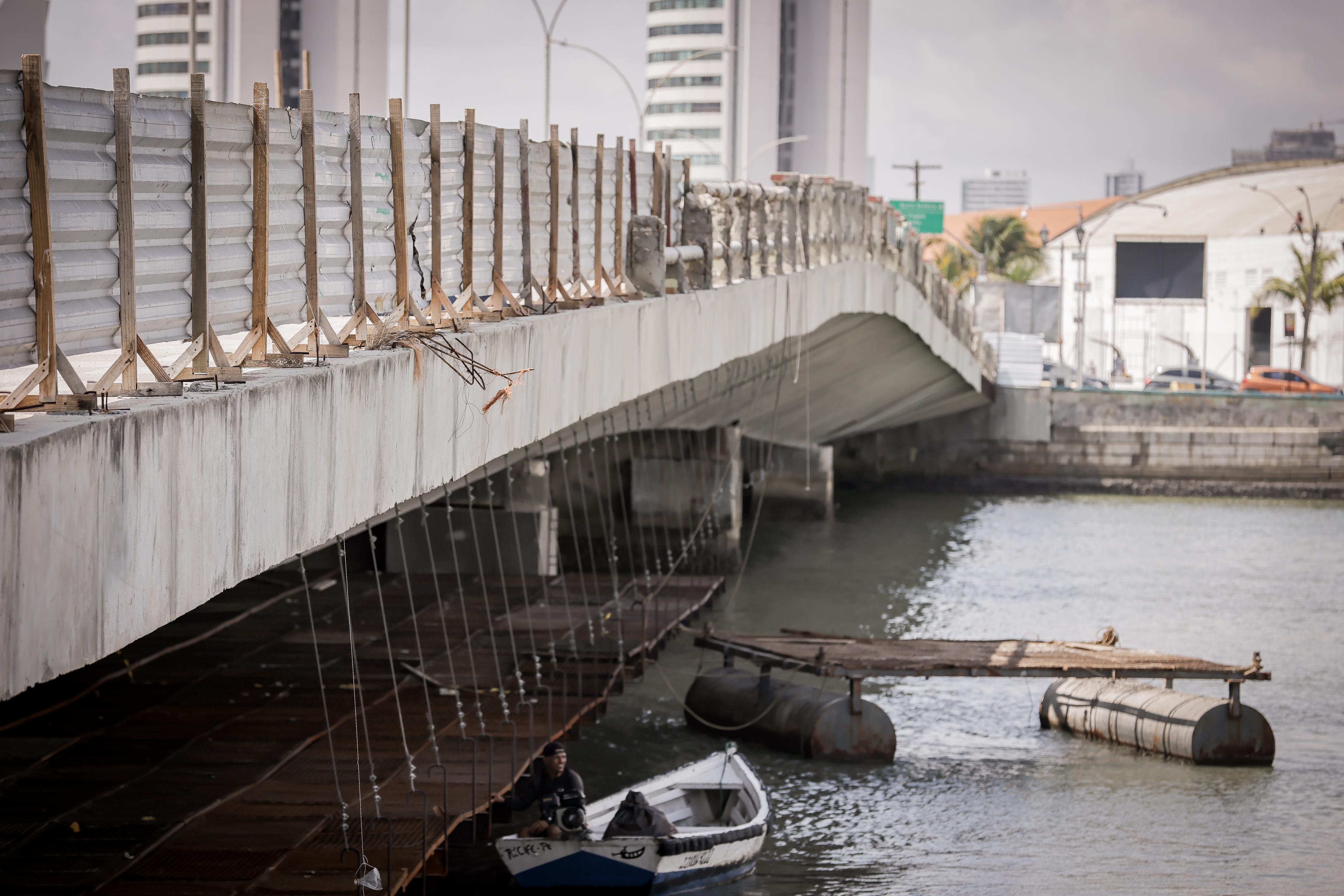 Prefeitura do Recife avança nas obras de recuperação estrutural da Ponte Giratória 