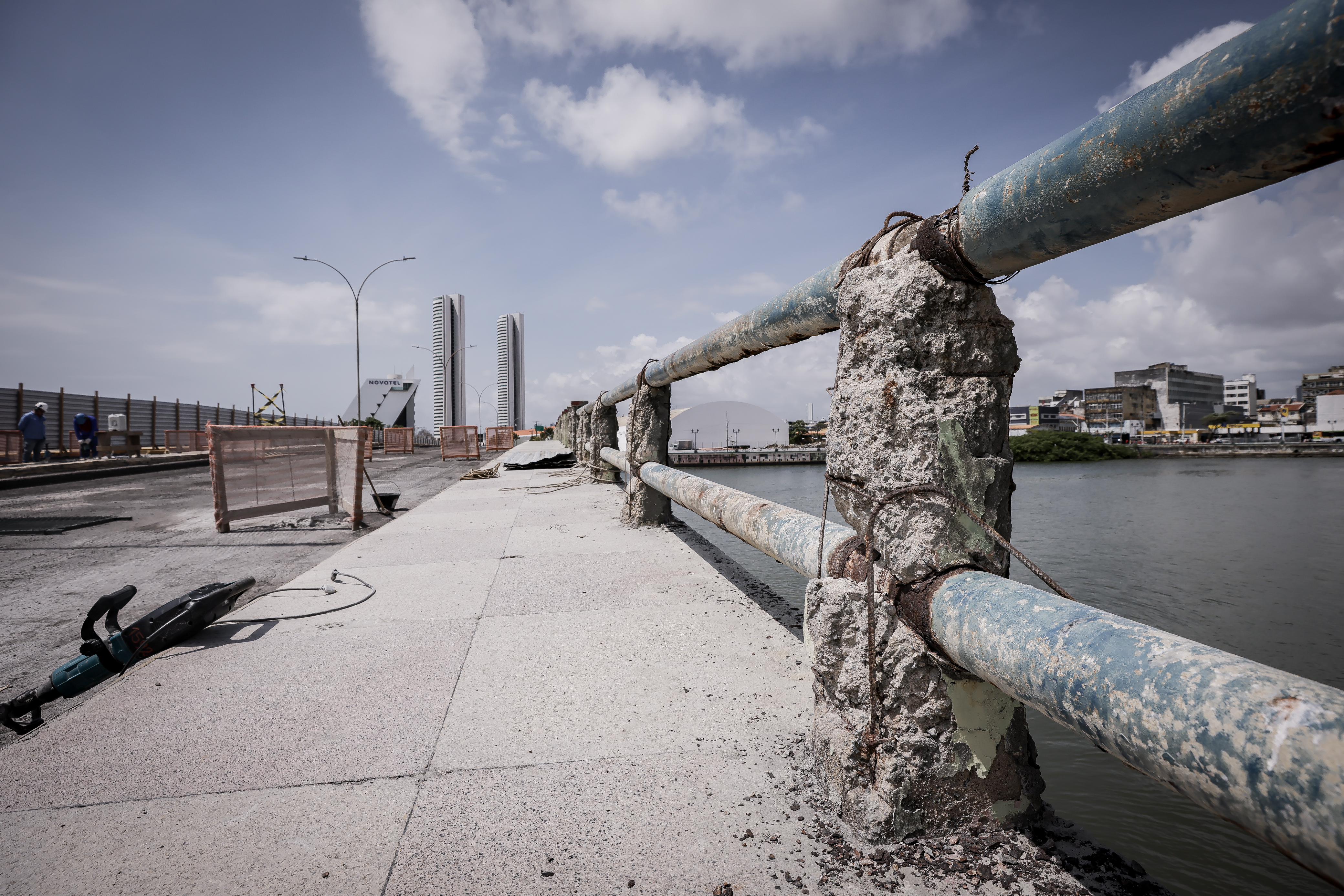 Prefeitura do Recife avança nas obras de recuperação estrutural da Ponte Giratória 