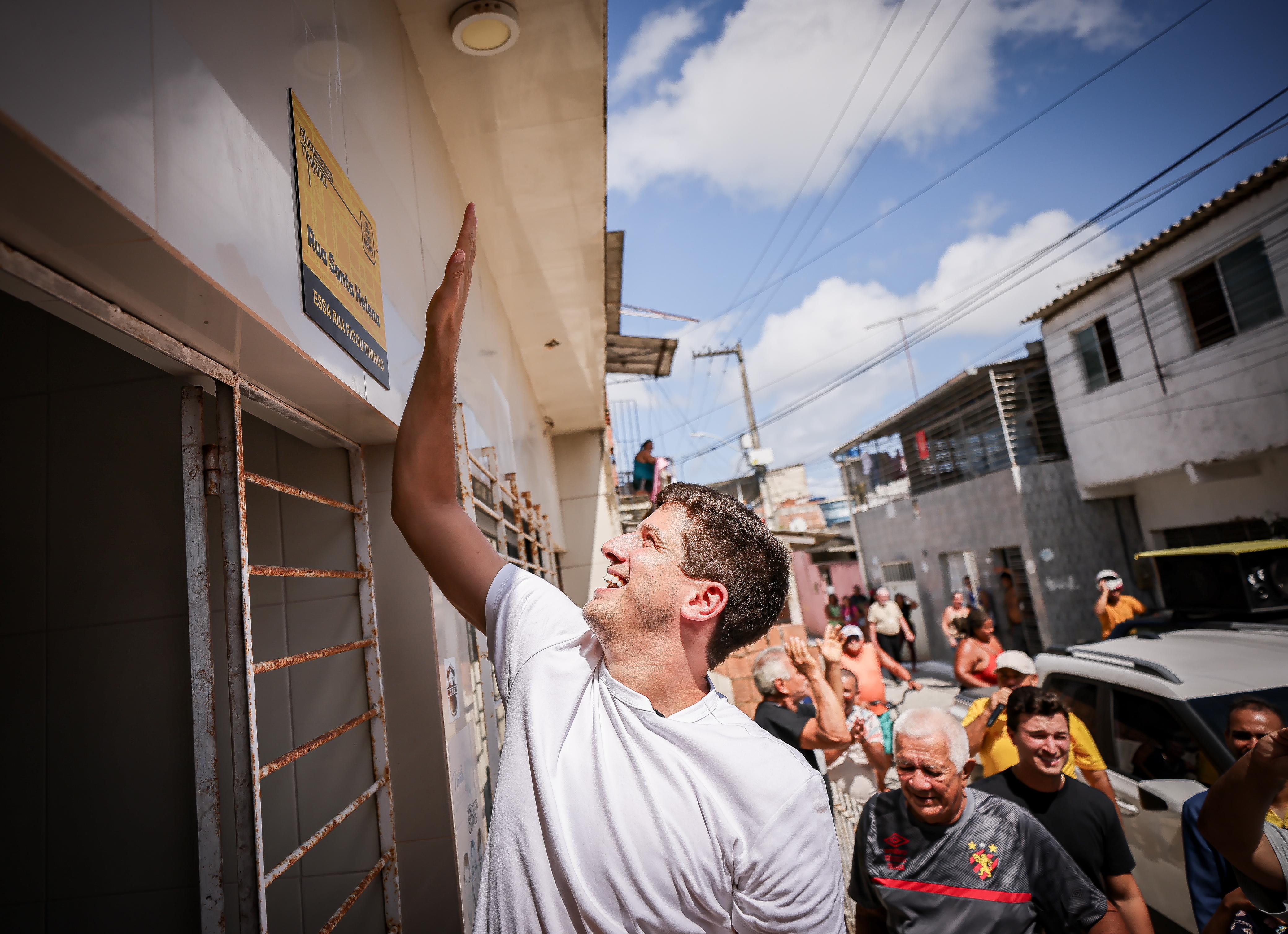 No último dia do ano, Prefeitura do Recife entrega a requalificação de mais uma rua em Afogados