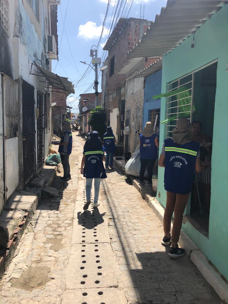 emlurb realiza sensibilização na avenida general cabral de melo