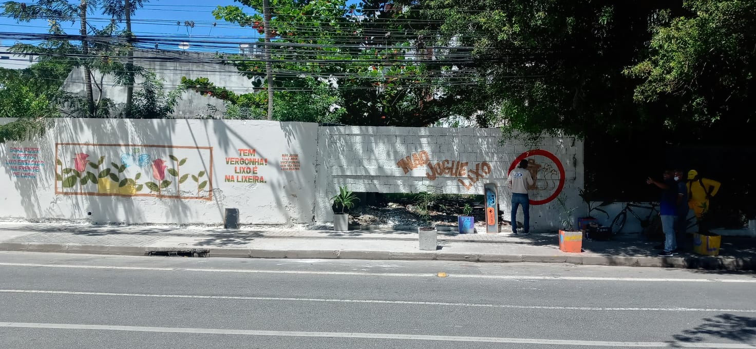 Emlurb realiza sensibilização em Rua Santos Dumont, 1144