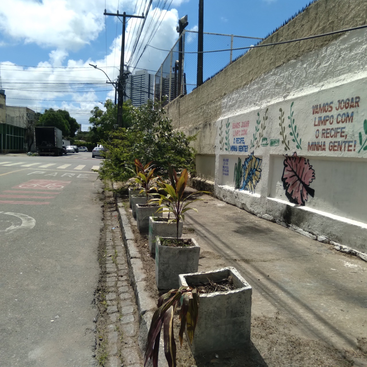 emlurb realiza sensibilização em santo amaro