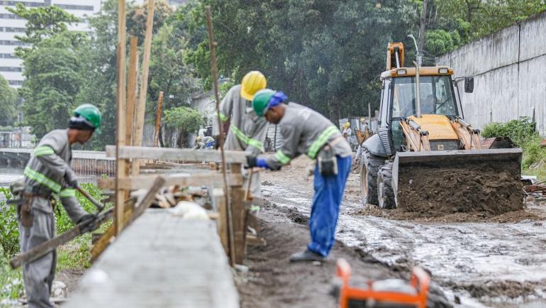 Prefeitura do Recife inicia pacote de obras de drenagem com investimentos de R$ 14,1 milhões