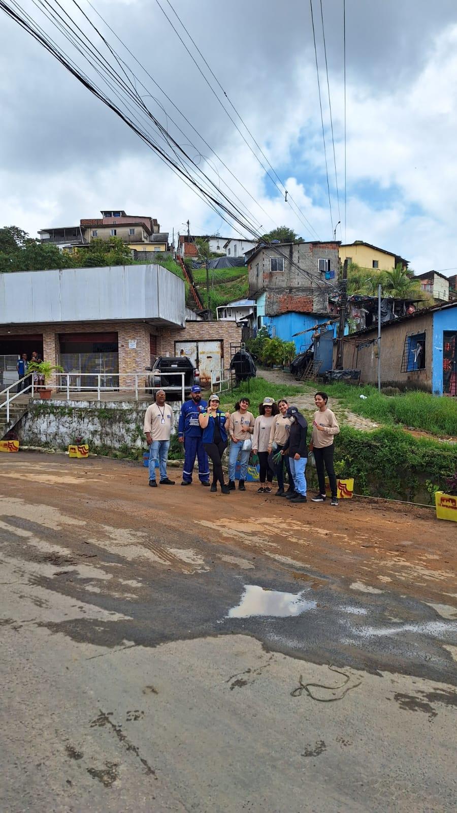 Emlurb realiza sensibilização em Rua Córrego do Joaquim