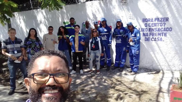 Emlurb realiza ação socioeducativa ambiental na Rua Dom Estevão Brioso